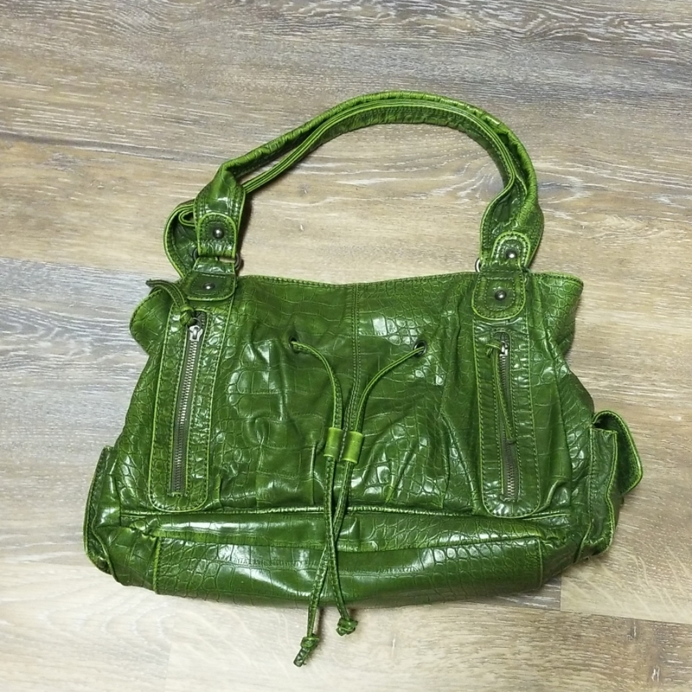 Green Bueno Bag